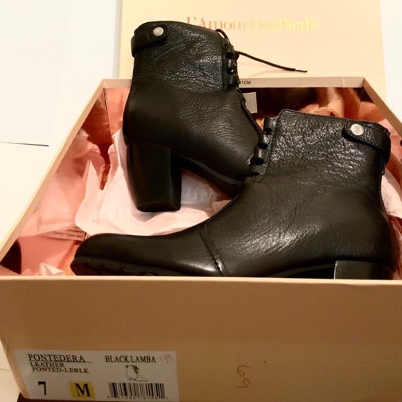 L'Amour des Pieds Pontedera Black Leather Ankle Bootie Block Heel Fashion Boot 7 - Picture 10 of 15